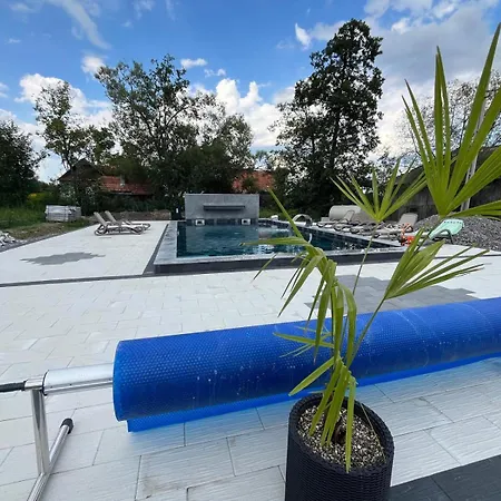 White Dove Pension-2